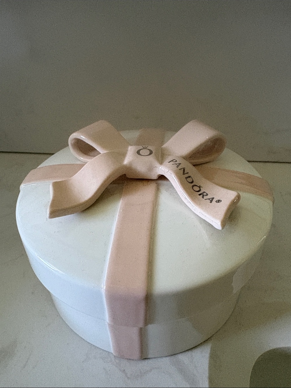 Pandora Round Ceramic Jewelry Trinket Keepsake Box White with Pink Ribbon Bow